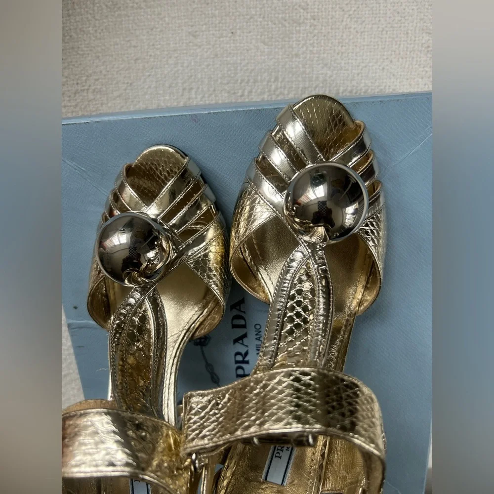 PRADA Gold peeptoe pump sandals size 40/US 10, iconic, worn once - Picture 9 of 12